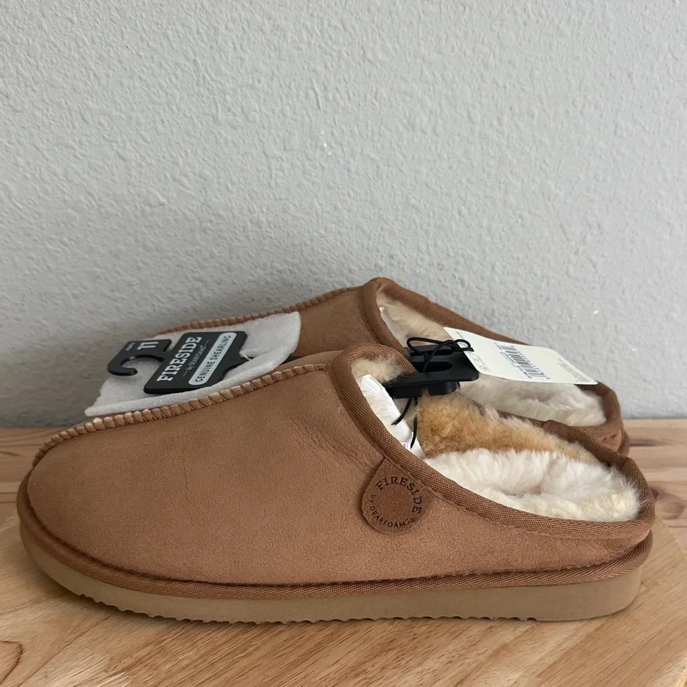 Fireside by Dearfoam’s Men's Grafton Genuine Shearling Clog With Taping Slippers